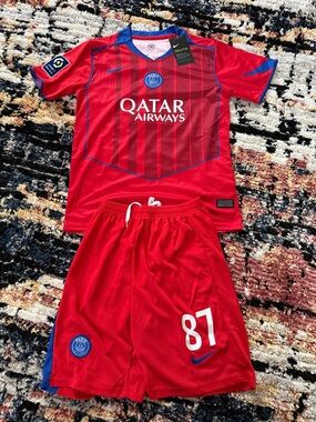 Nike PSG Qatar Airways Red Soccer Jersey & Shorts Set youth size 28
